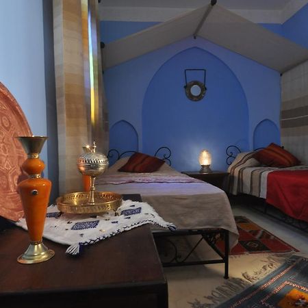Riad La Famille Marrakesch Exterior foto