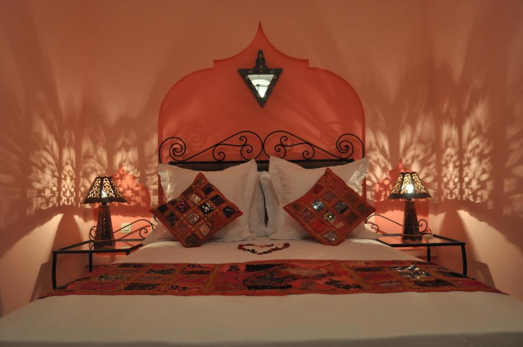 Riad La Famille Marrakesch Exterior foto